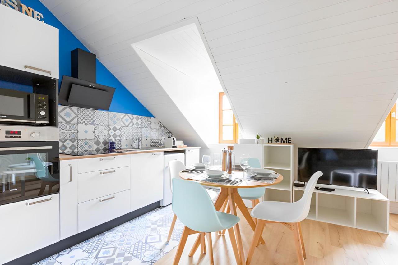 Le Cosy Duplex Apartment บอนน์วิลล์ ภายนอก รูปภาพ